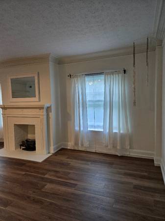 $1850.00 / 2br - 1106ft2 - Spacious & Bright 2-Bedroom Condo in Cleveland Heights Location Steps63860364238977122