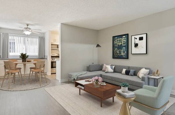 $2,150 / 1br - 650ft2 - SIN ALQUILER AL MUDARSE Acceso controlado/Cerrado, Gimnasio, Microondas (1340 North Poinsettia Place, Los Angeles)63840112718723122