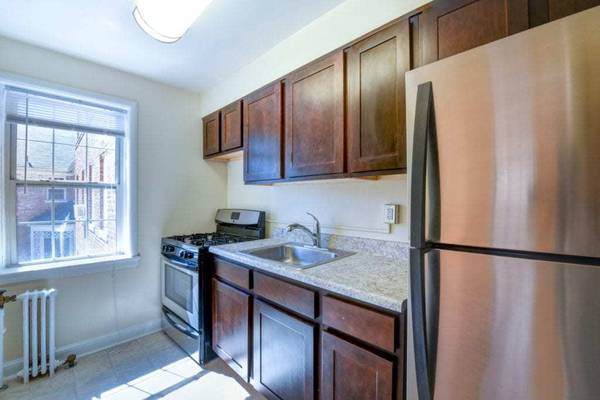 $1,245 / 1br - 650ft2 - Hardwood Floors, Incredible Amenities, Visit Your New Home (Randle Highlands)63822604633729122