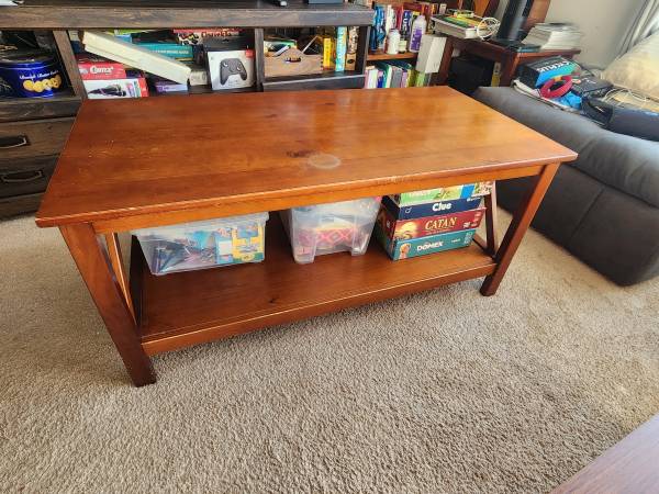 Coffee table, brown, rectangular, used (44.02"w x 21.97"d x 20"h) 1