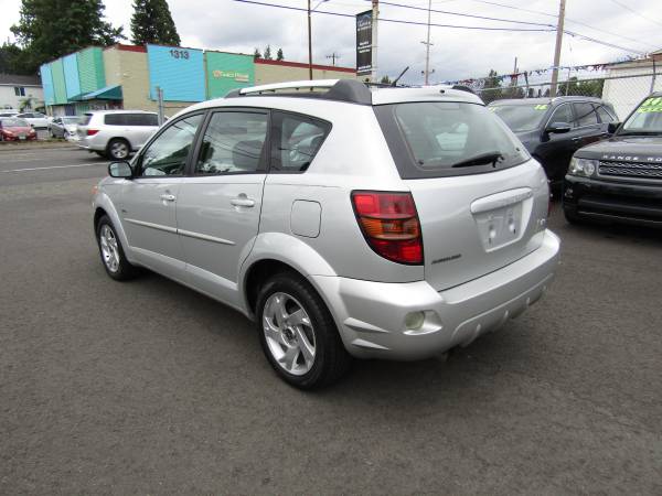 2009 Pontiac Vibe AWD 1.8L 4 cilindros, 22 MPG ciudad / 29 MPG carretera - $6,475 (1348 SE 82nd)63435547176451122