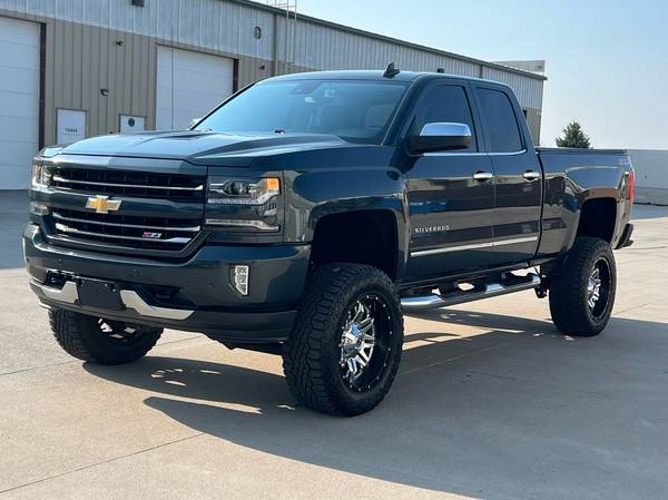 2017 Chevrolet Silverado 1500 LTZ - Photo 7