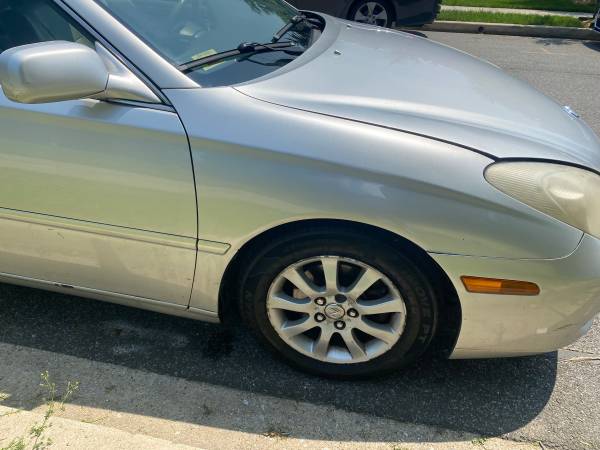 2002 Lexus ES ES 300 Sedan 4 - $3,40063616712850049122