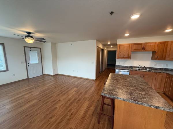 $995 / 2br - 900ft2 - 2 Bed Townhouse - 150 Terrence St. #4 - Available November 2025 (Eau Claire)63845958892035122