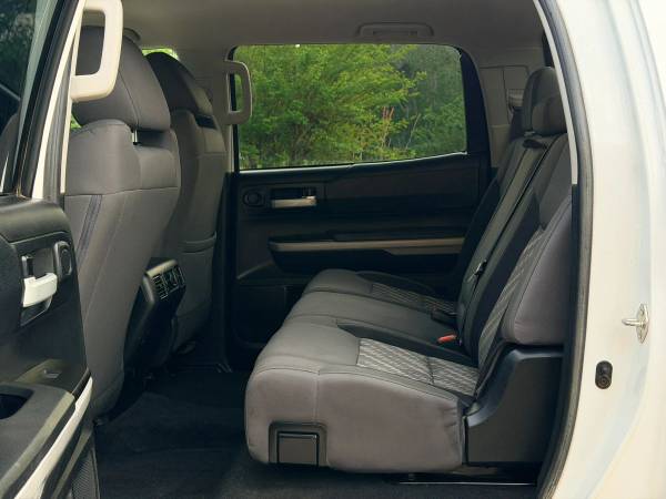 2019 Toyota Tundra CrewMax - Photo 11