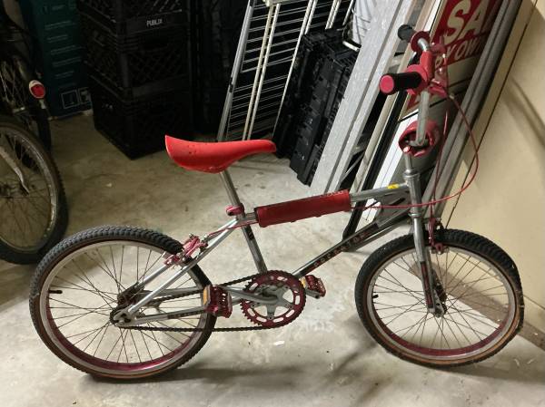 Schwin Predator bmx 1