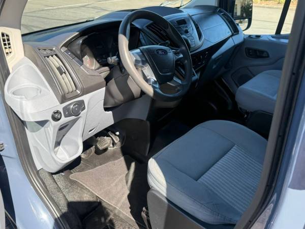 2019 Ford Transit 250 Van - Photo 12