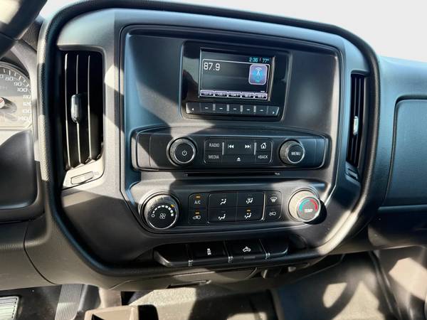 2015 Chevrolet SILVERADO 1500 4X4 - Photo 15