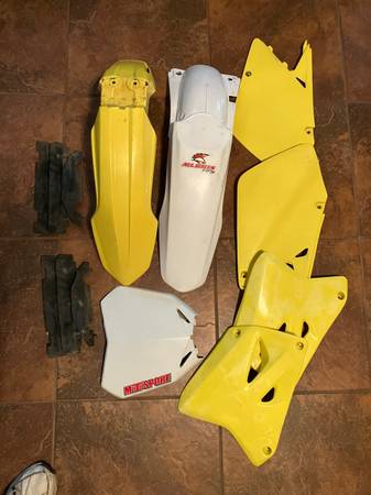 Suzuki RM125 Parts 1