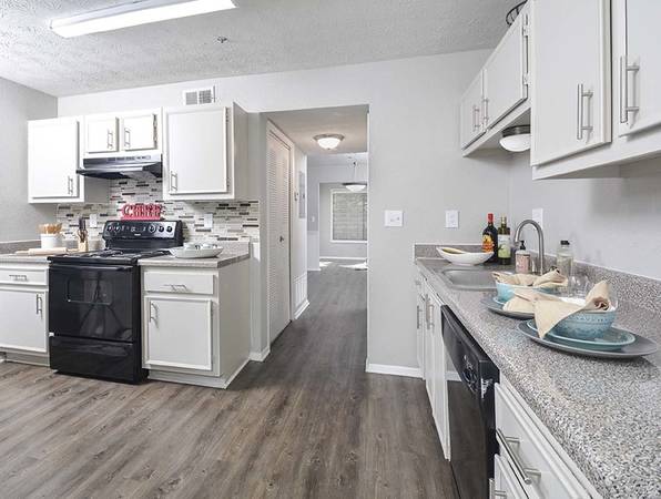 $1,345 / 2br - 1375ft2 - Check out this deal! Amazing 2 Bed 2.5 Bath in Decatur (Decatur)63963859272067124