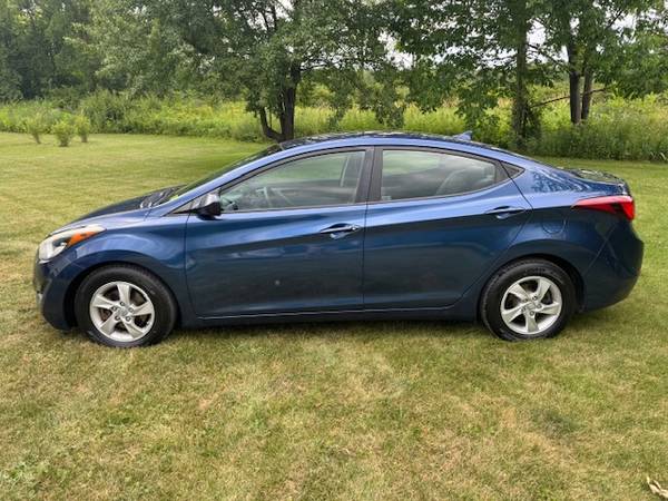 2015 Hyundai Elantra SE: Confiable, económica, en excelente estado - $5,900 (Ferrisburgh)63622501202561124