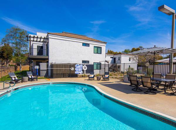 $2,895 / 1br - Washer Dryer in our Two Bed, Pets Welcome! Live In The Heart Of Poway (Poway)63998603769219122