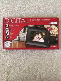 Digital Picture Frame 1