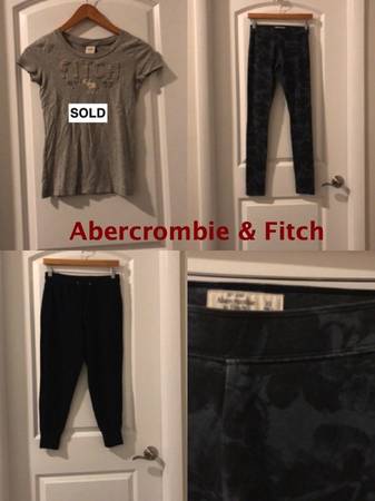 Abercrombie & Fitch Women's Size XS Bundle 1