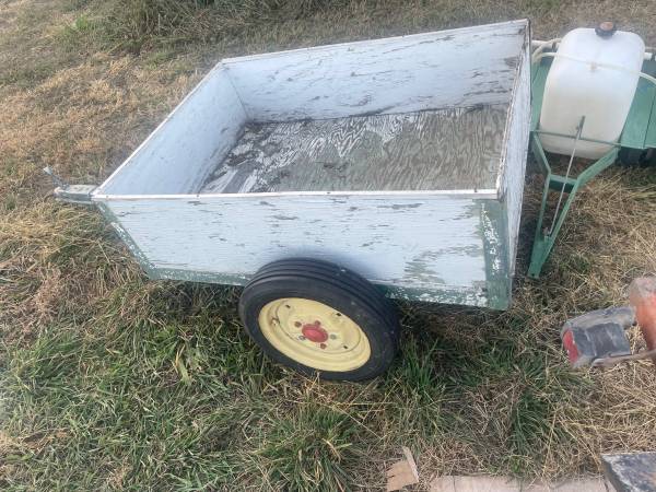 Small trailer 2” ball hitch 1