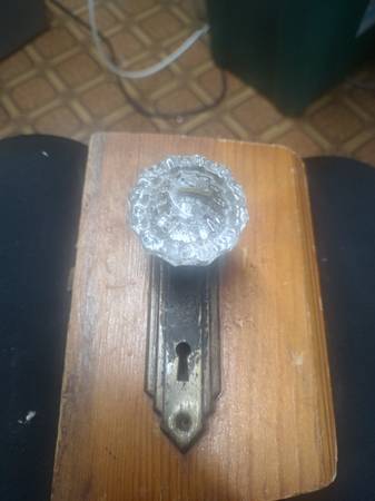 Glass door knobs 1