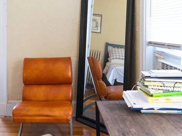 $1,100 / 3br - 1000ft2 - Subarriendo de 5 Meses. Medford/Somerville/ Todo Incluido. Estacionamiento. Amueblado (Medford)63690755490819122