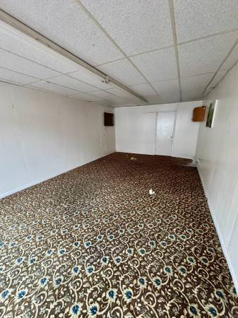 $1,750 / 3000ft2 - Storefront Available (Ramseur)64027275885571121