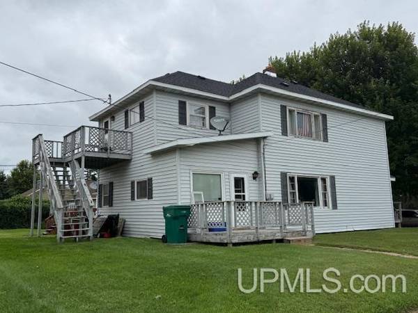 $90,000 4 BR, 2 BA Duplex two units MLS 50187106 (Crystal Falls)64151609667203122