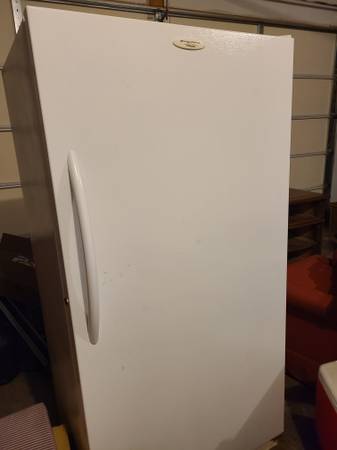 Frigidaire upright freezer 1