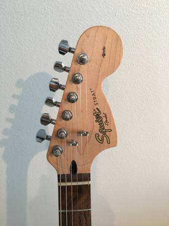 Squier Stratocaster Affinity Guitarra Eléctrica - $125 (Lancaster)63471470646017122