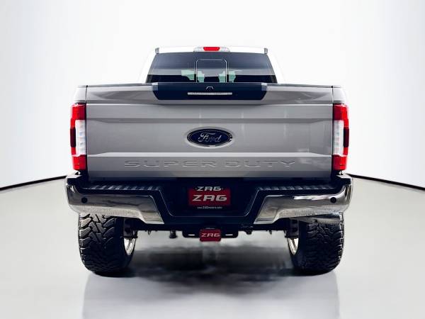 2017 Ford Super Duty F-350 - Photo 4