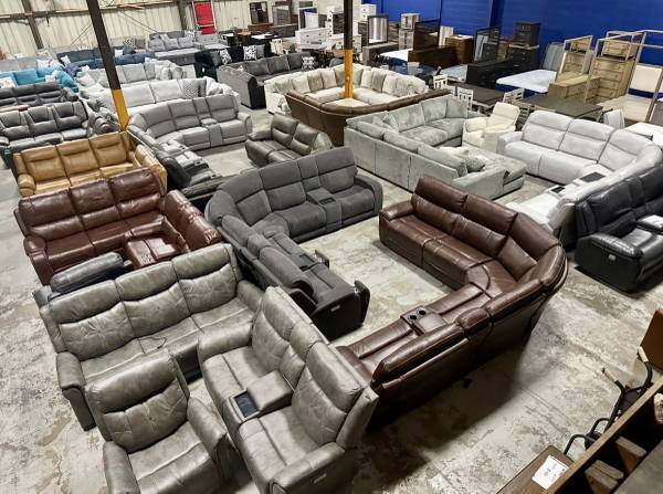 Brand New Sofas, Loveseats, and Sectionals‼️ 1