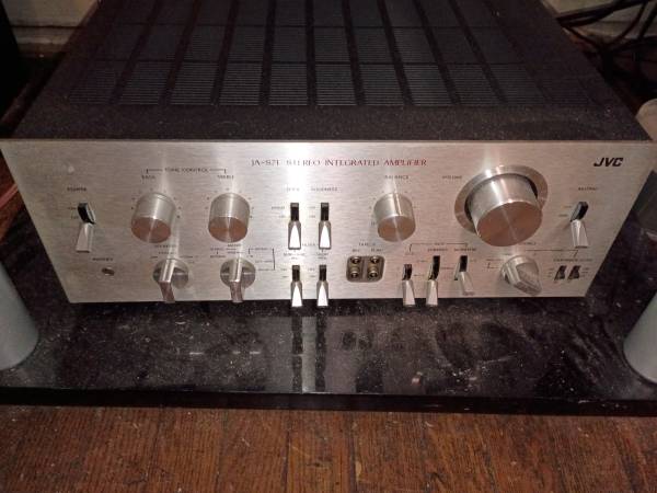 ***JVC  JA-S71 VINTAGE INTEGRATED AMPLIFIER*** 1