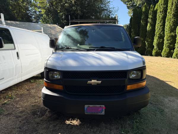 2007 Chevrolet Express Van 3500 1 Ton - $7,995 (Olympia)63473663246339121