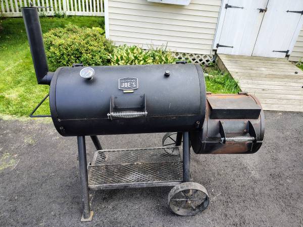 Oklahoma Joe's Highlander Offset Smoker 1