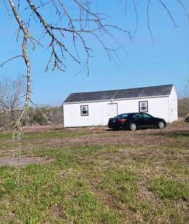 $120,000 2 Homes on half acre. Possibly small RV park64036537356675121