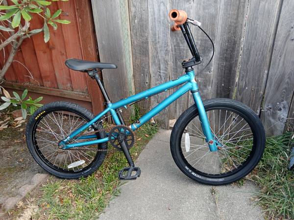 ¡Bicicleta BMX para niños de 18,5" con ruedas de 20" modelo 2014 'Felt Base'! - $90 (Richmond/¿Entrega en Richmond BART?)63471255801473120
