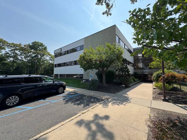 $600 / 500ft2 - Oakhurst Newly Renovated Office For RENT (Oakhurst)63612016846337121