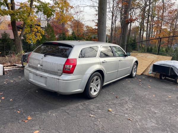 Dodge magnum 1