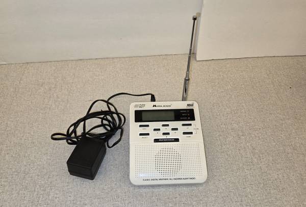 Midland WE-100 Weather Alert Radio - $15 (Decatur al)63470919839489120