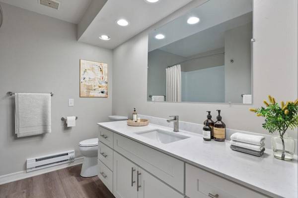 $1,695 / 1br - 731ft2 - Just a few miles to SeaTac Airport and major employers, Exercise room64031311340163121