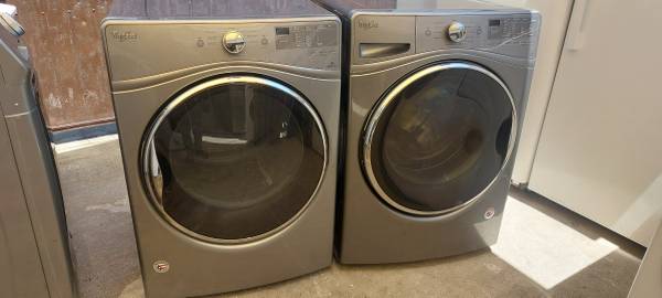 Whirlpool Steam Front Load Washer And Gas Dryer 1