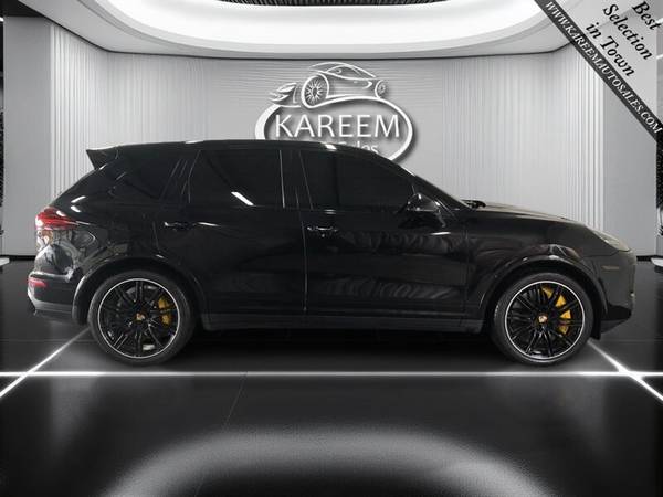 2016 Porsche Cayenne Turbo S AWD Low Miles 81K Cam Navi Pano Heated/ - $42,53763470760206465123