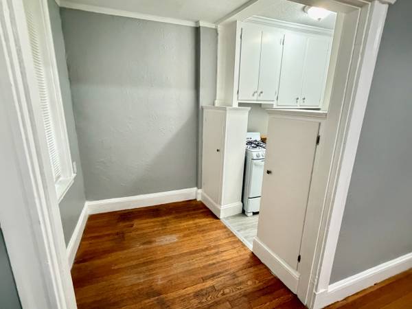$2,400 / 1br - Fenway 1 Bed/1 Bath Condo | Riverway (Fenway)64294792104707123