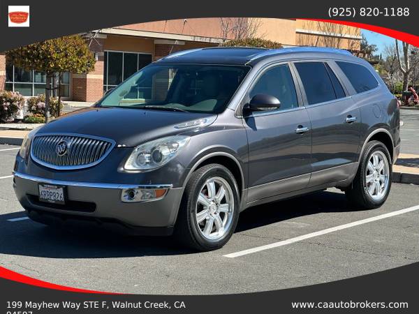 2011 Buick Enclave - ACCEPT CASH, CREDIT CARDS, AND DEBIT CARDS!! 1