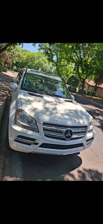 2010 Mercedes GL450 hermoso, ASIENTOS 7 - $11,975 (barrio Mission)63438853740547121