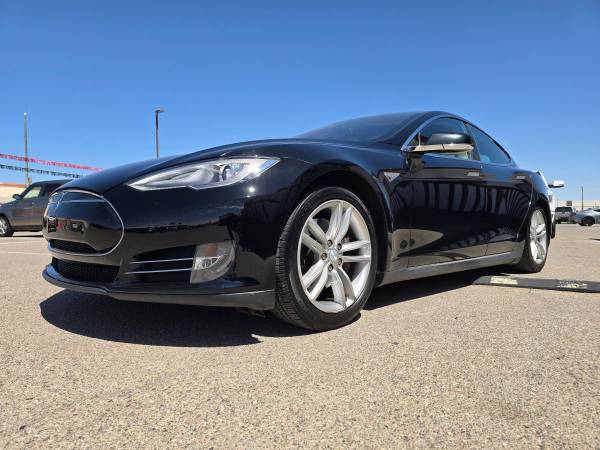 2013 Tesla Model S 1