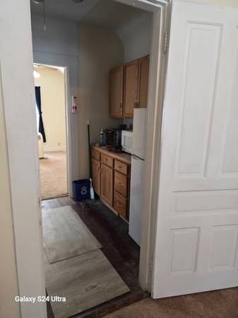 $800 / 1br - Clifton Studio apartment for 1 student (Clifton)63980099204354123