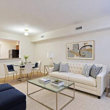 $1,974 / 2br - 886ft2 - Resident Events, Sparkling Pool, Dining Room (204 Kings Arms Street, Ashland, VA)64027111438082120