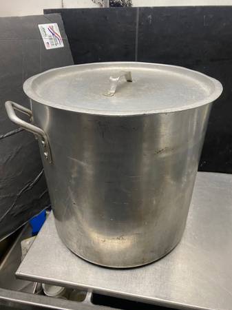 Thunder Group ALSKSP007,40 Quart Aluminum Stock Pot, Commercial Heavy 1