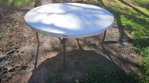 Folding Table 1
