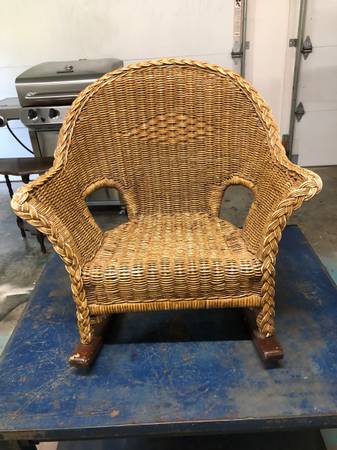 Vintage Wicker Rocker - Child's 1