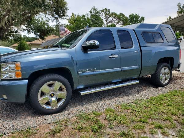 2011 Silverado extended cab W/ 61,000 miles - $11,500 (Brandon)63443620800769121