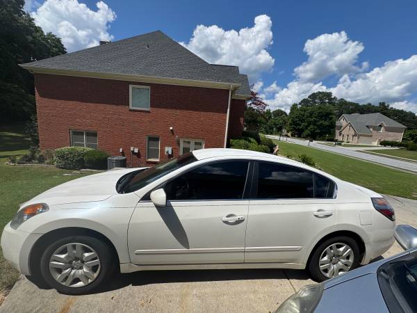 Nissan Altima 2009 - $2,400 (Snellville)63620398480897123
