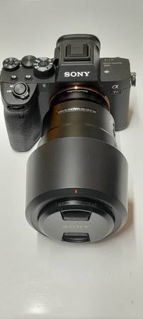 Cámara Sony A7R IV con lente Sony de 90 mm. - $3500 (Olney)62863705570945122
